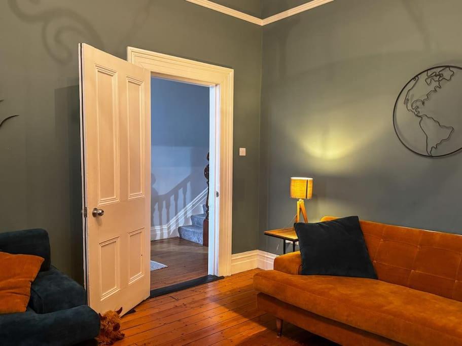 The Victorian Townhouse Portrush Exterior foto